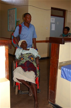 Into Salima hospital